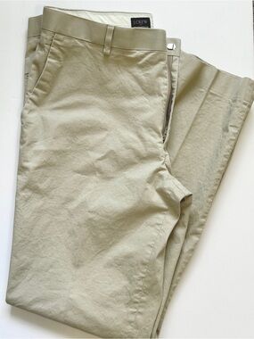 JCrew Men’s Tapered Thompson Khaki Pant 35”x31”